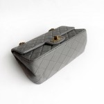 シャネル 2.55 リイシュー フラップバッグ エイジドカーフスキン